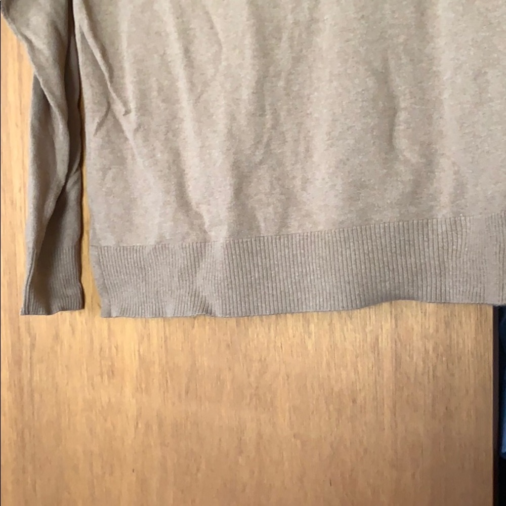 Sweater - Picture 3 of 4